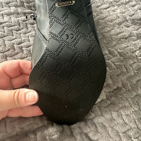 Vionic Kennedy leather booties. Very nice boots, great addition to your closet. - Picture 4 of 7